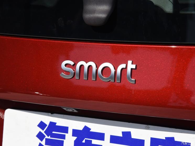 smart smart fortwo 2019款 0.9T 66千瓦紅色瞬間特別版 國VI