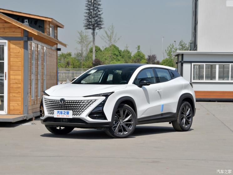 長(zhǎng)安汽車(chē) 長(zhǎng)安UNI-T 2020款 1.5T 旗艦型