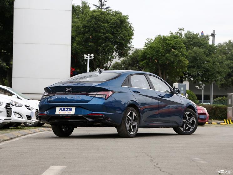 北京現(xiàn)代 伊蘭特 2021款 1.5L CVT GLX精英版