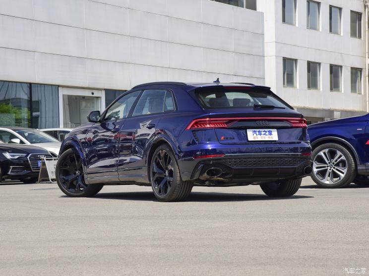 Audi Sport 奧迪RS Q8 2021款 RS Q8 4.0T 尊享版