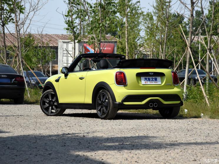 MINI MINI 2022款 2.0T COOPER S CABRIO Sidewalk