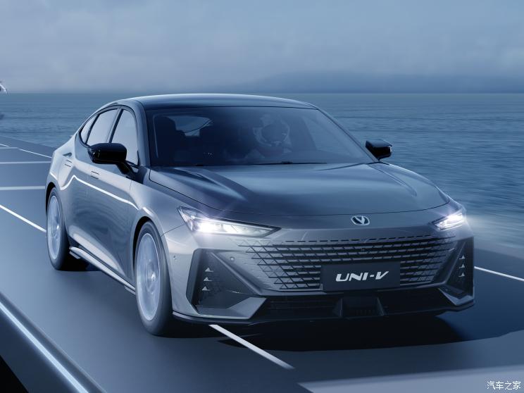 長(zhǎng)安汽車(chē) 長(zhǎng)安UNI-V 2021款 基本型