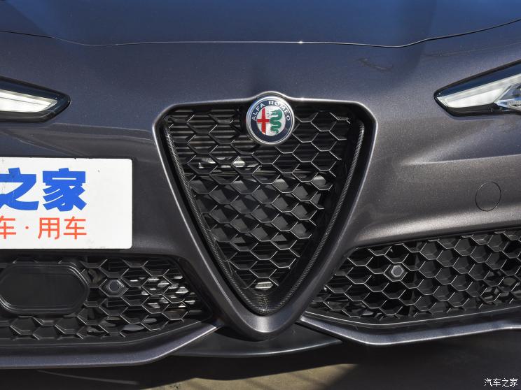 阿爾法?羅密歐 Giulia 2021款 2.0T 280HP Veloce Ti 競速版