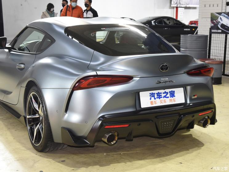 豐田(進(jìn)口) SUPRA 2022款 GR SUPRA 3.0T 遠(yuǎn)山灰限量版