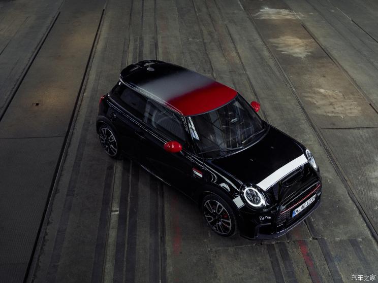 MINI JCW MINI JCW 2022款 JOHN COOPER WORKS Pat Moss Edition