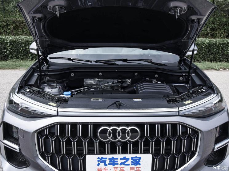 上汽奧迪 奧迪Q6 2022款 45 TFSI quattro 齊云型 Light 羽林套裝