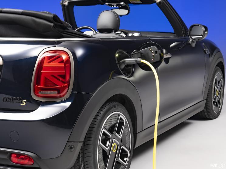 MINI MINI新能源 2023款 Cooper SE Convertible