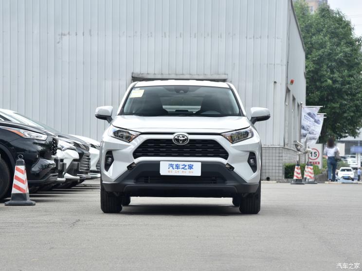 一汽豐田 RAV4榮放 2023款 2.0L CVT兩驅都市版