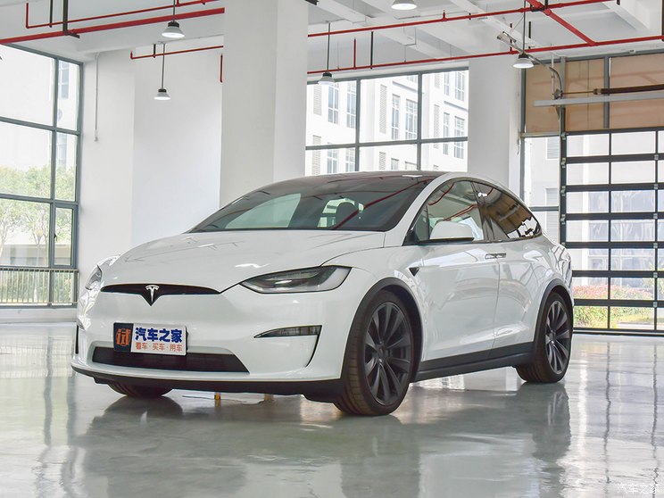 特斯拉（進(jìn)口） Model X 2023款 三電機(jī)全輪驅(qū)動(dòng) Plaid版