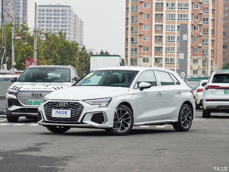 一汽奧迪 奧迪A3 2024款 Sportback 35 TFSI 進(jìn)取運(yùn)動型