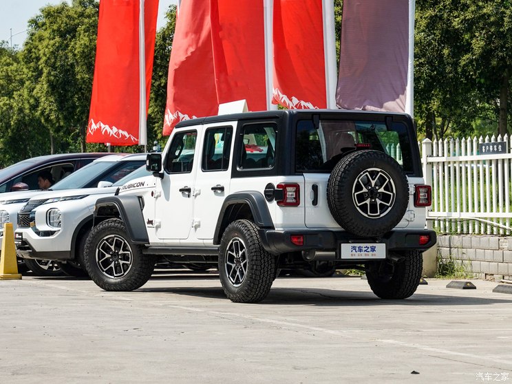 Jeep(進口) 牧馬人 2024款 2.0T 羅賓漢四門版