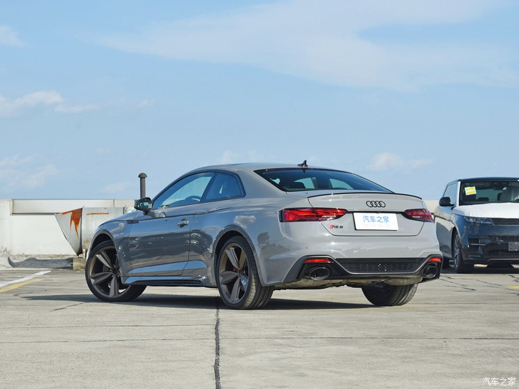 Audi Sport 奧迪RS 5 2023款 RS 5 2.9T Coupe 暗金版