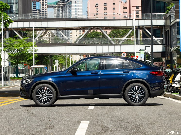 奔馳(進(jìn)口) 奔馳GLC轎跑 2023款 改款 GLC 260 4MATIC 轎跑SUV