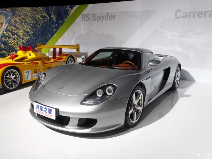 保時捷 Carrera GT 2004款 5.7L 標(biāo)準(zhǔn)型