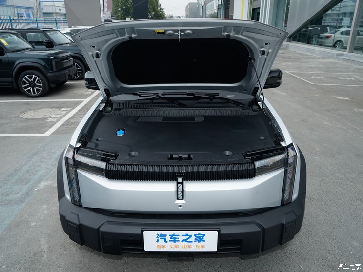 奇瑞新能源 奇瑞iCAR 03 2024款 401km 兩驅(qū)標(biāo)準(zhǔn)進階版