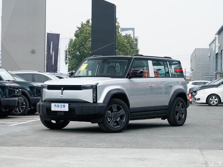 奇瑞新能源 奇瑞iCAR 03 2024款 401km 兩驅(qū)標(biāo)準(zhǔn)進階版